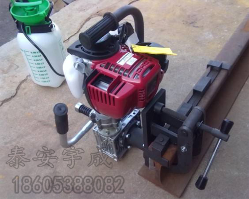 內燃鋼軌鉆孔機1