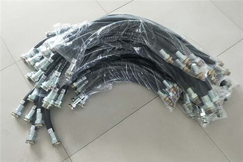 BNG-20*1000防爆撓性連接管/橡膠材質(zhì)G3/4內(nèi)-G3/4外