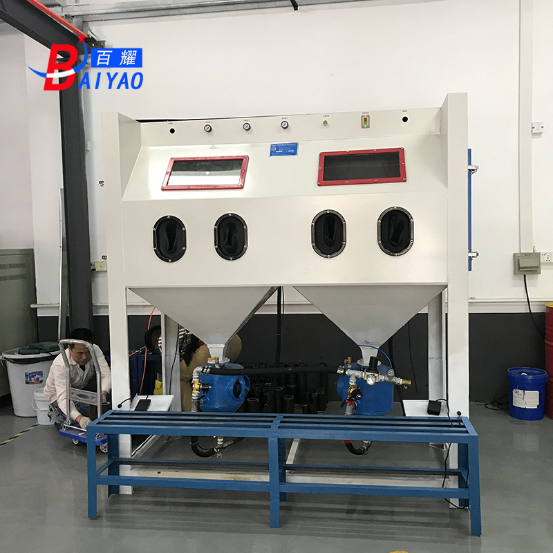 手動(dòng)噴丸噴砂機(jī)百耀加壓手動(dòng)噴砂機(jī)示例圖1