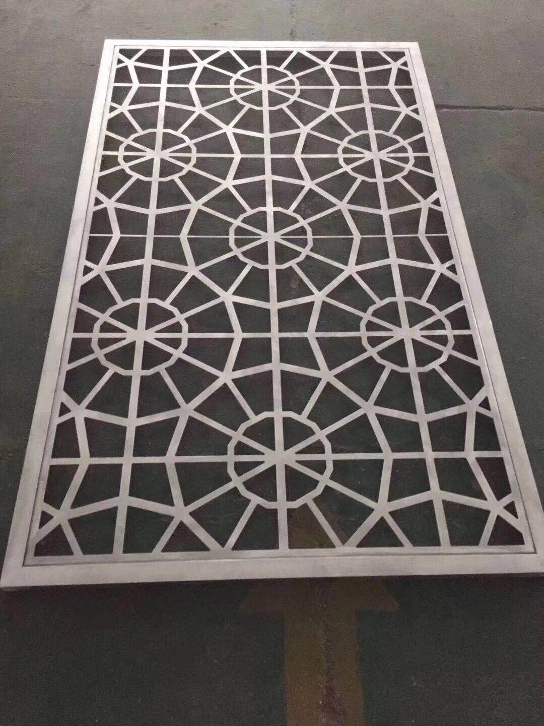 鏤空鋁屏風2