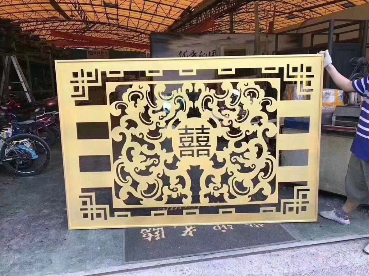 大堂鏤空雕花掛畫