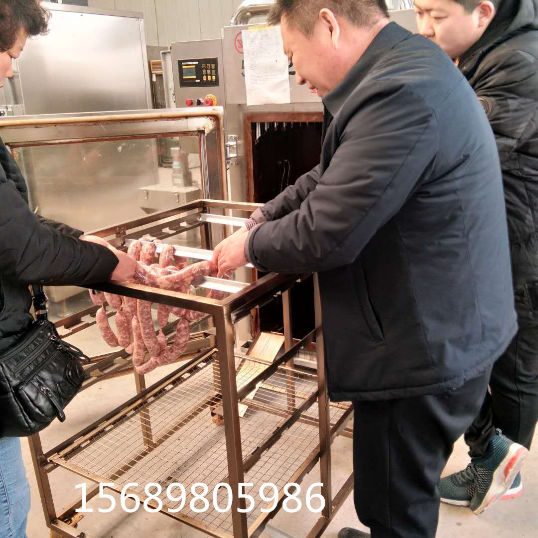 液壓灌腸機  自動香腸灌腸機  哈爾濱紅腸成套加工設(shè)備示例圖4