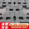 河南駐馬店生態(tài)河道護(hù)坡磚 聯(lián)鎖式護(hù)坡磚 450-300-100連鎖護(hù)坡磚