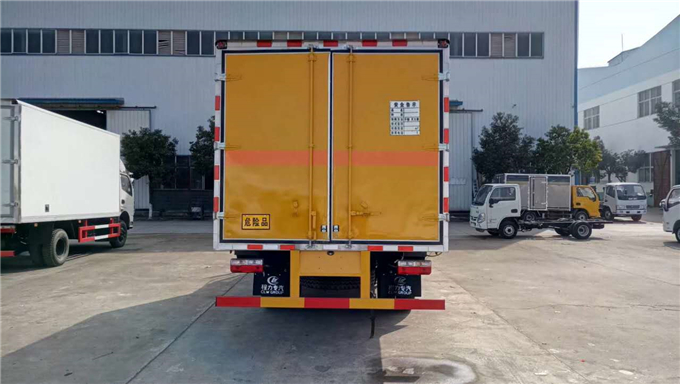 東風大多利卡氣瓶廂式車6