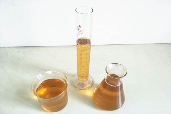 彬盛翔水處理循環水緩蝕阻垢劑L-401樣品
