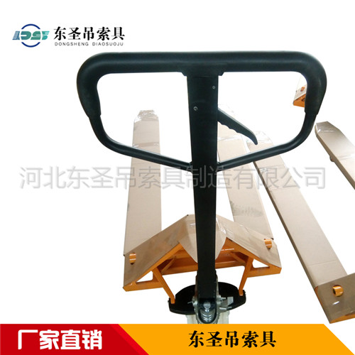 輕型手動叉車產品展示--河北東圣吊索具制造有限公司--手動叉車|液壓堆高車|石材夾具|小型攪拌機