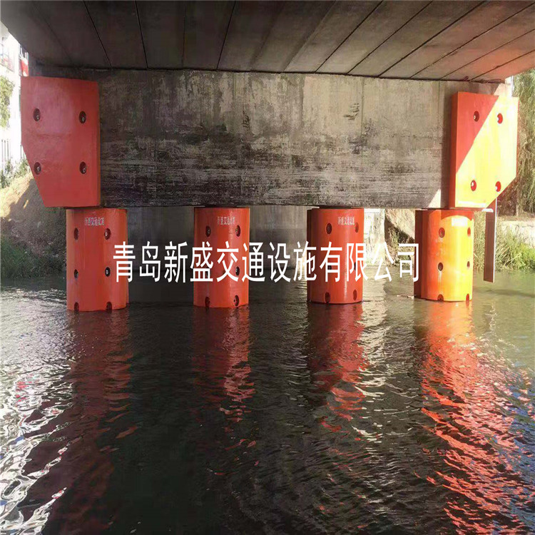 青島新盛交通生產復合材料橋梁防撞圈
