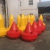 天蔚內河上用來助航的滾塑型浮體浮標