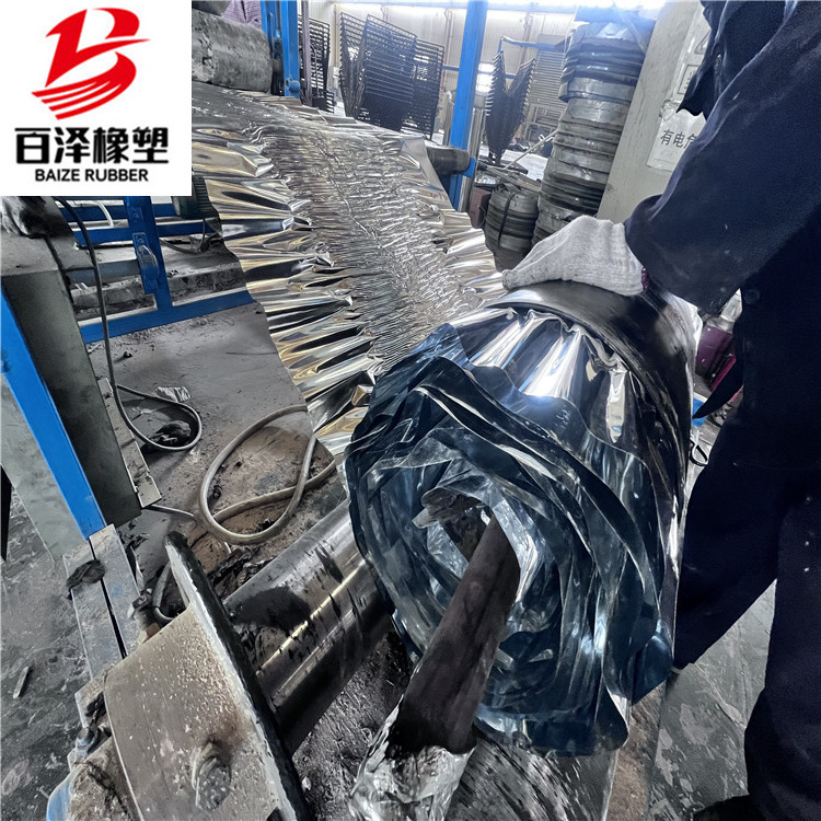 三元乙丙橡膠防滲蓋片 (2)